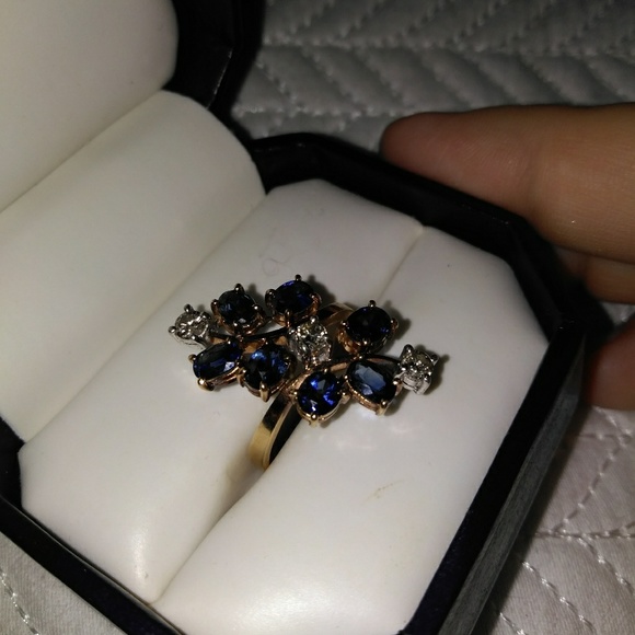 💜14k gold diamond and Sapphire ring - Picture 5 of 6